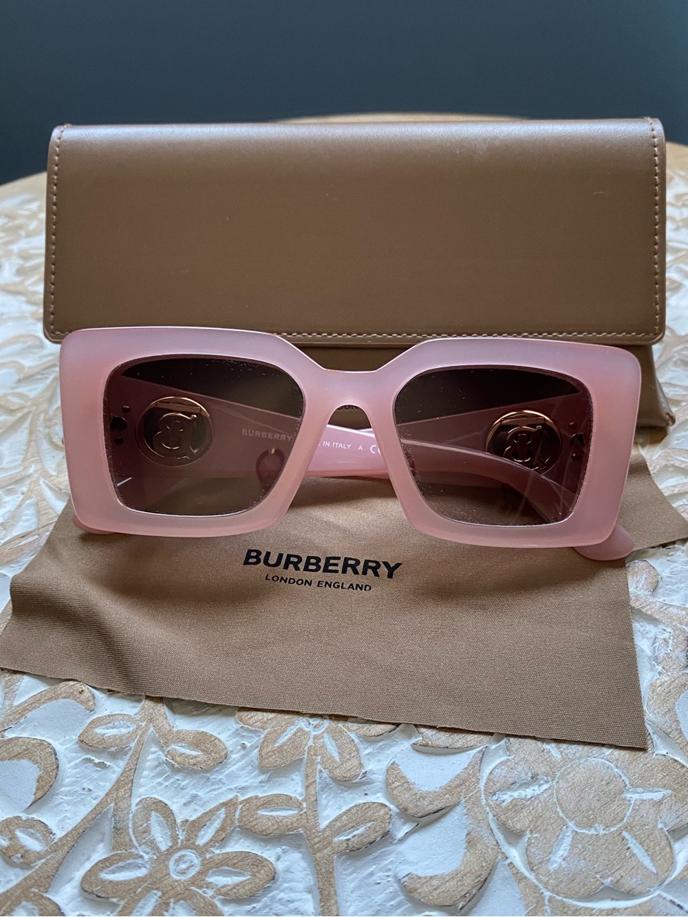 Burberry Daisy Pink Square Sunglasses